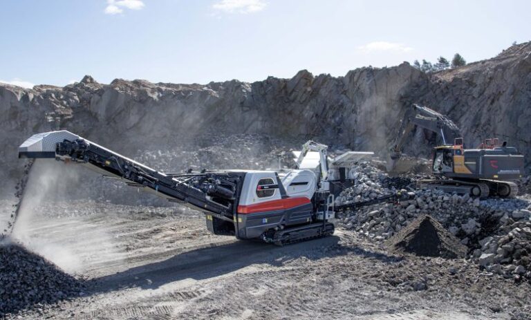 Next-generation Lokotrack LT400J delivers high-output, energy-efficient primary crushing to Africa